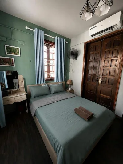 带阳台大床间 — Hanowood Homestay - Renovated since June 2026